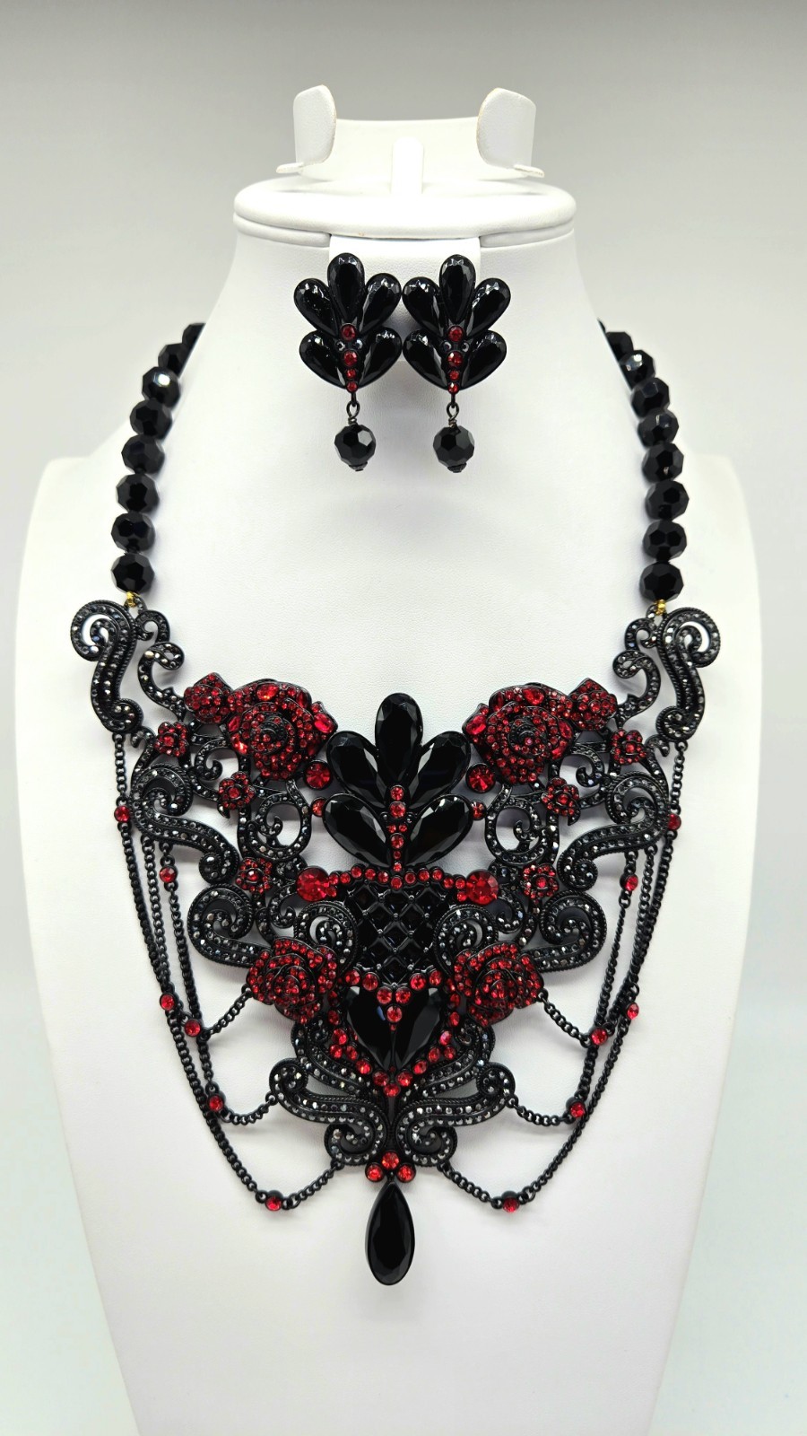 Heidi Daus Love and Roses Victorian Gothic Jewelry Set Swarovski Crystals NIB