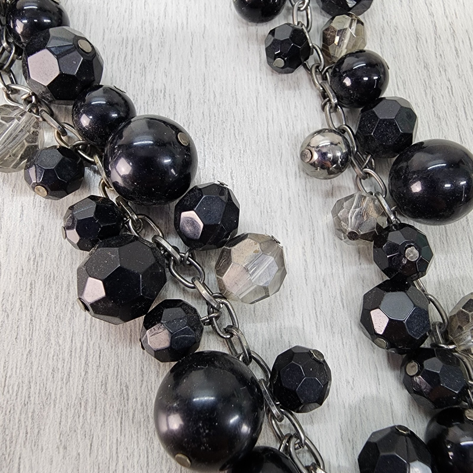 Women Fashion Jewelry Necklace 15″ Silver Metal Ribbon Bow Tie Long Black Bead