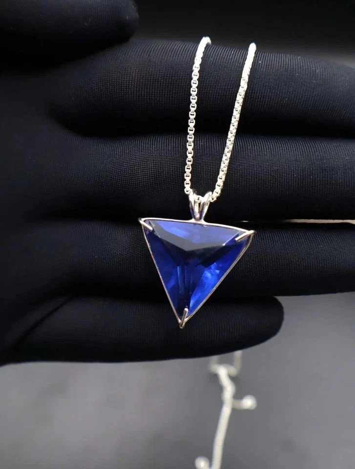 19.05 Ct Flawless Blue Color Sapphire Trillion 925 Solid Silver Pendant Gemstone