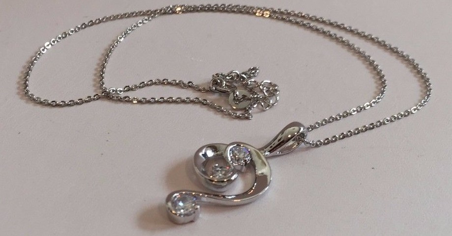 925 STERLING SILVER WAVE SHAPE 3 STONE PENDANT NECKLACE1 CT LAB CREATED DIAMOND