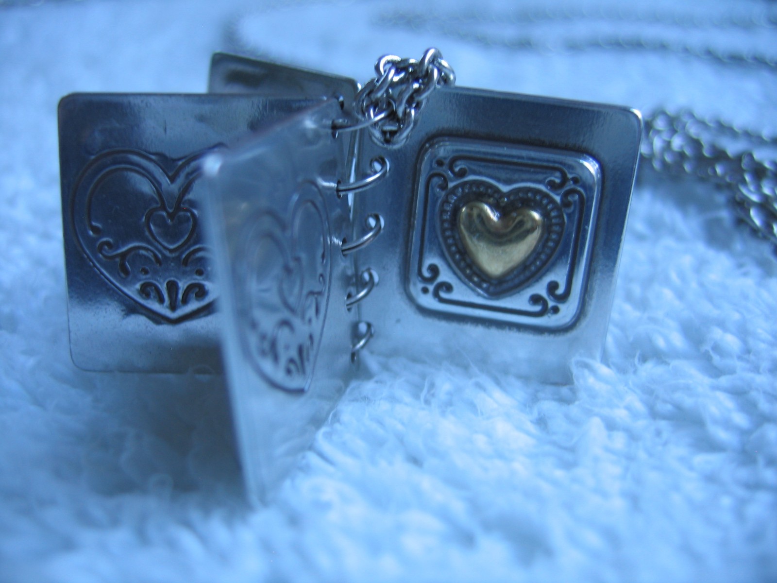 Brighton Heart Long Book Necklace “Those Who Bring Sunshine” — FLAWLESS!!