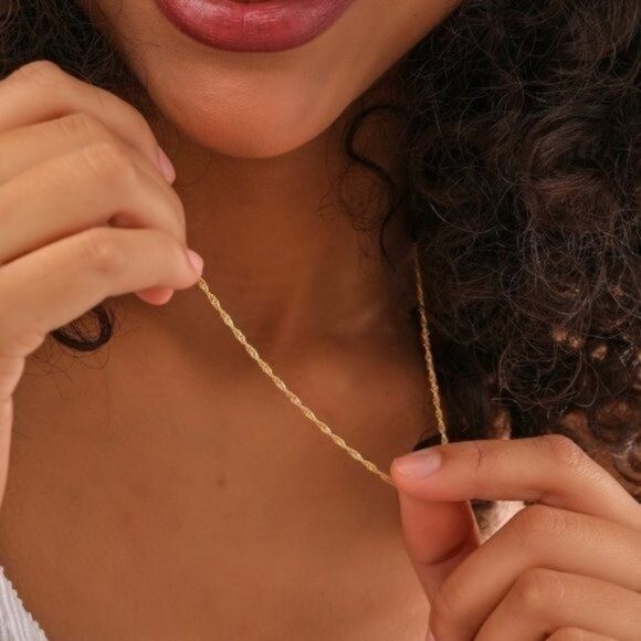 Singapore Chain Gold Chain Waterproof Necklace Everyday Gold Sparkle Chain