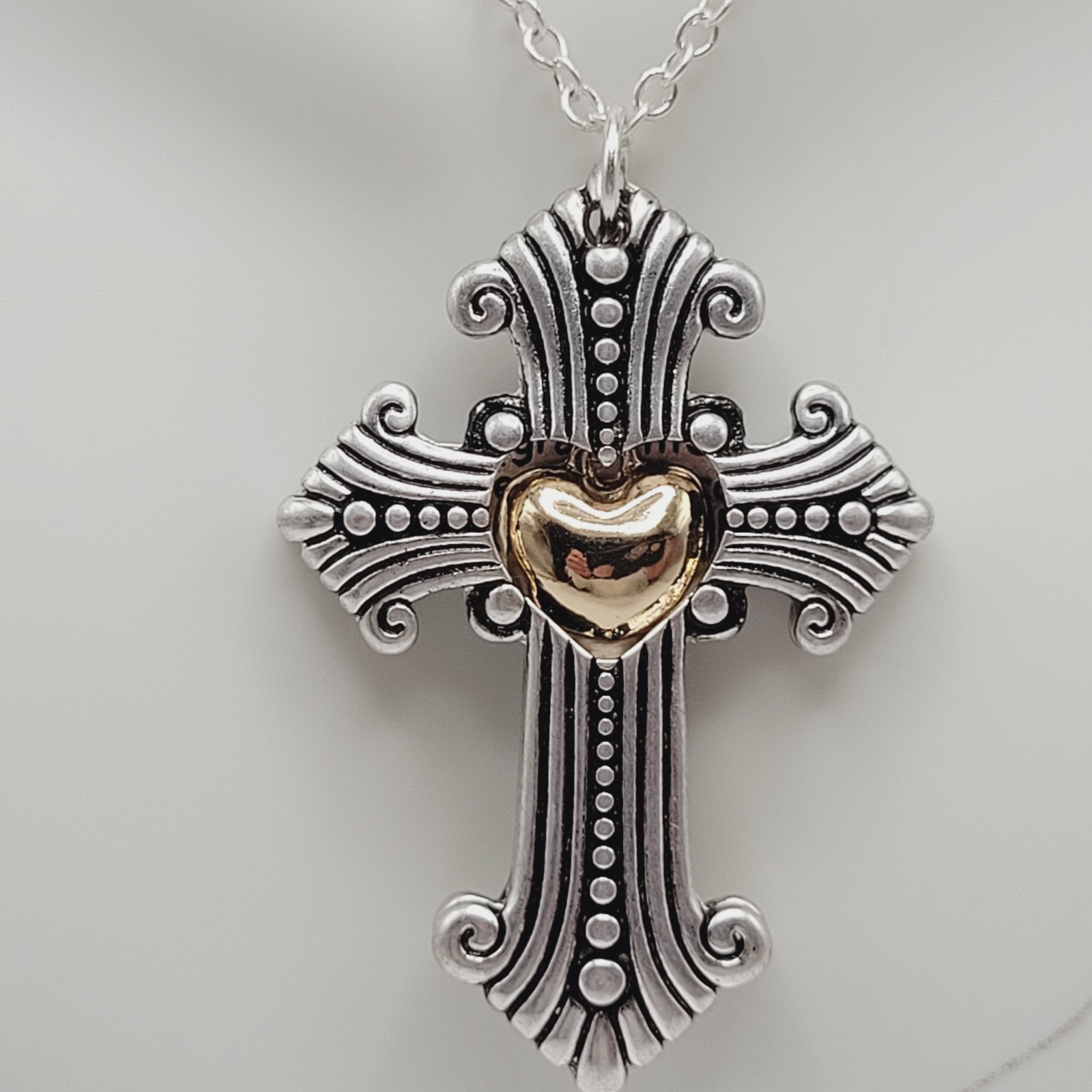 Modern Slide Cross Heart Charm Serenity Prayer Roman Style Silver Tone Necklace