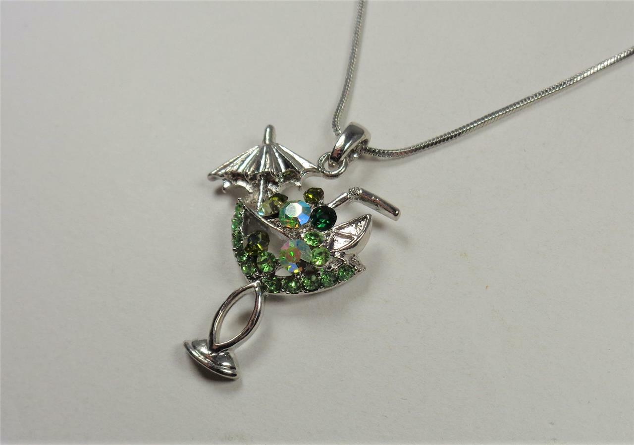 BEACH FASHION GREEN MARGARITA COCKTAIL DRINK CRYSTAL & RHODIUM PENDANT NECKLACE
