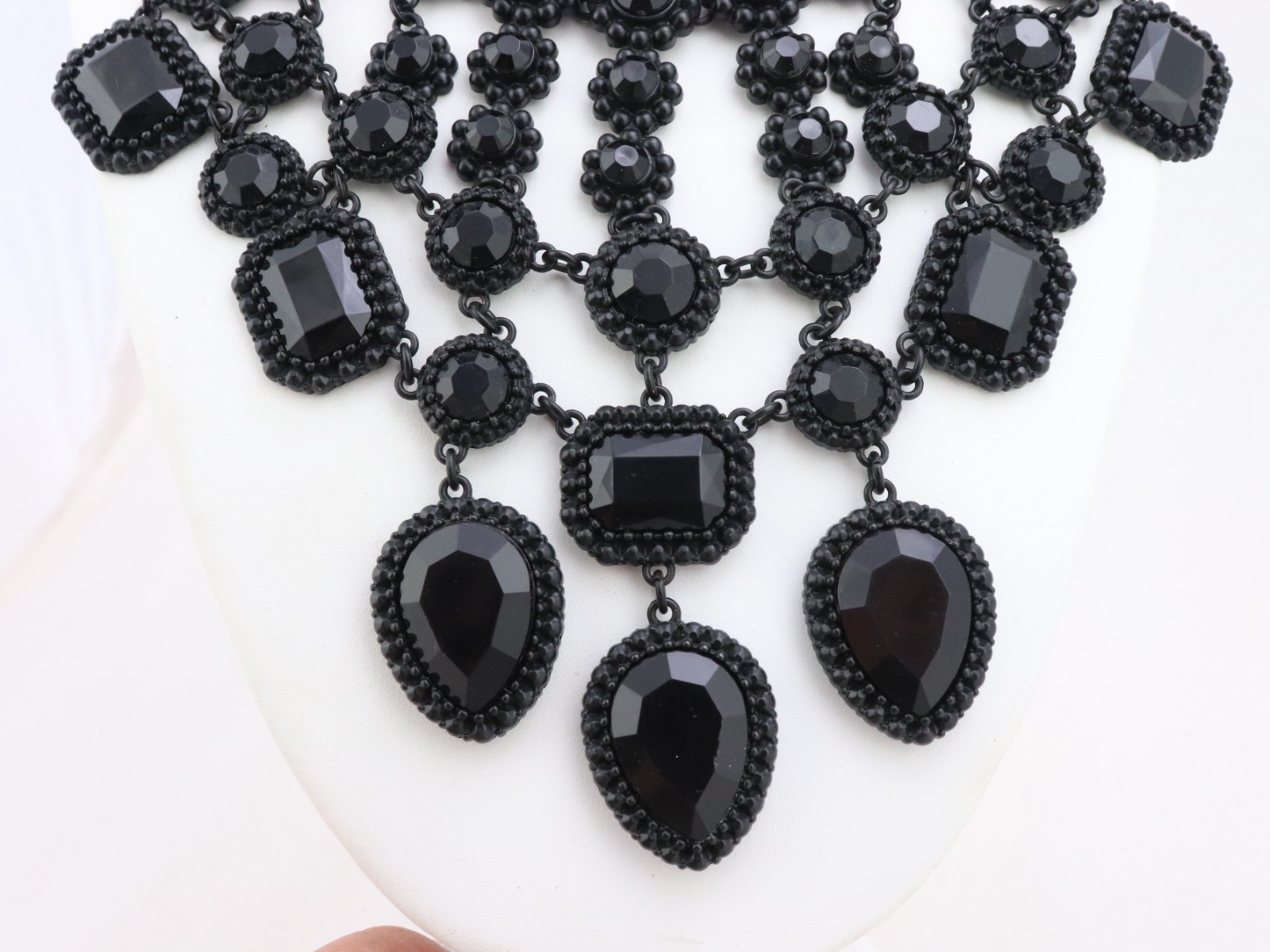 17-20″ ZARA Black Crystal Glass Rhinestone Bib Metal Chain Necklace