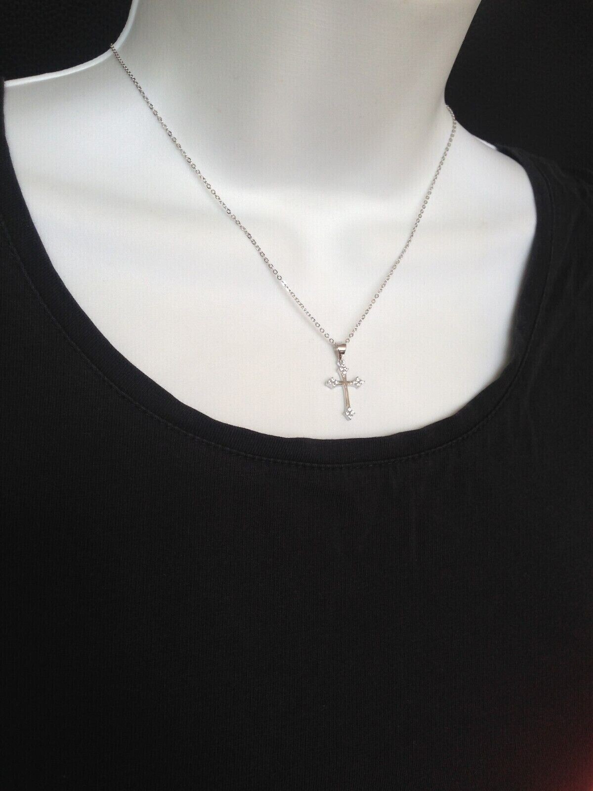 Small Cz Cross Necklace 925 Sterling Silver Tiny Pendant Womens 17mm(0.67″) 18″