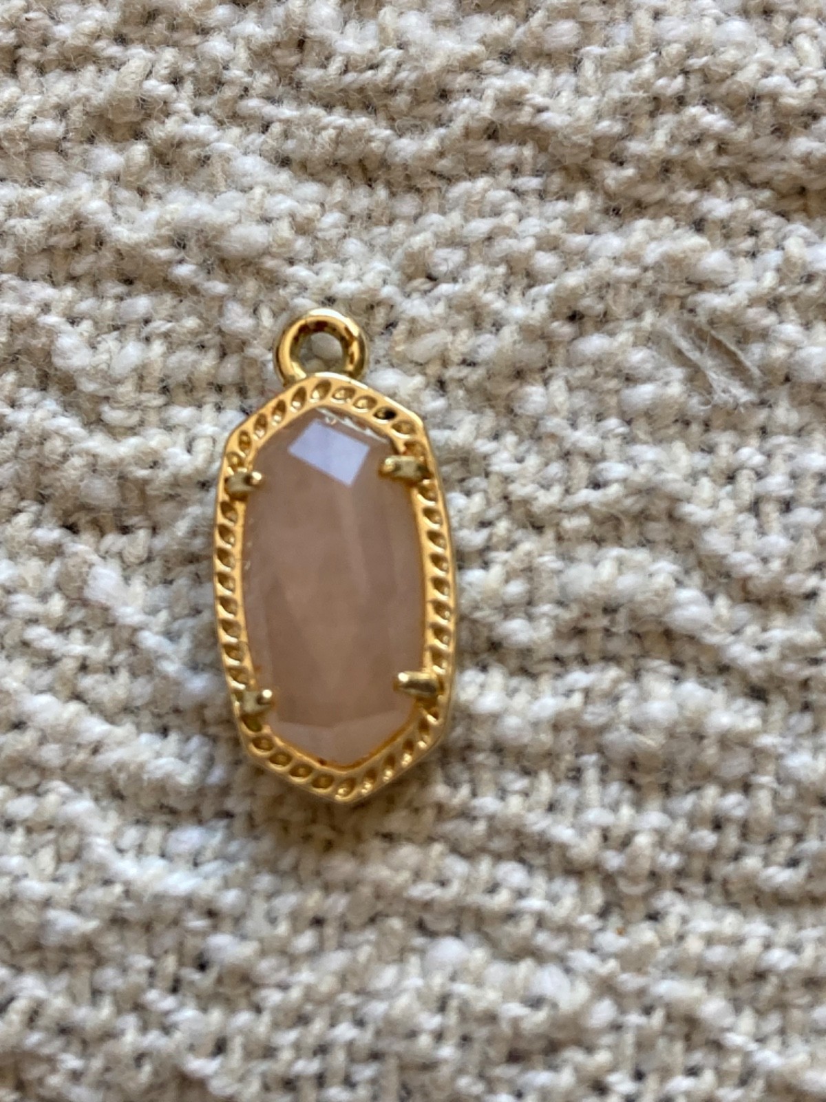 Kendra Scott Necklace Light Pink Gold Tone Elisa necklace and Pendant