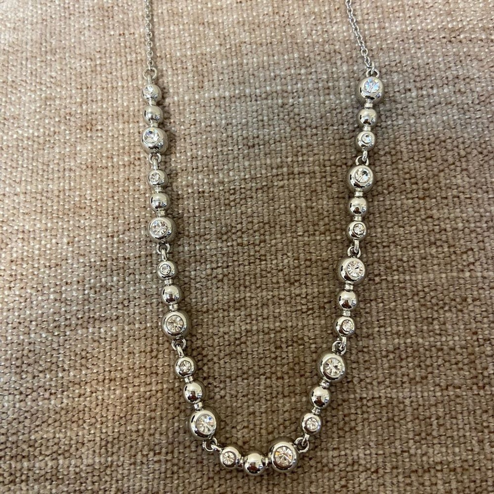 AU Jewelry Silver tones graduated beads rhinestone adjustable