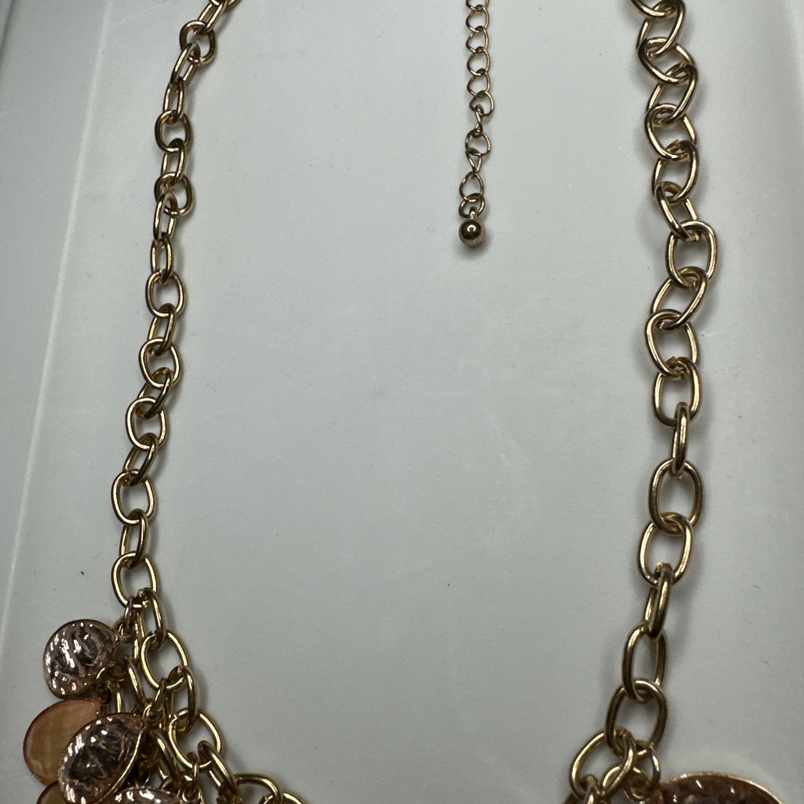 Bib Necklace Gold Tone Peach Chabochons 19 Inches 3in Extension Clean Eye Catch