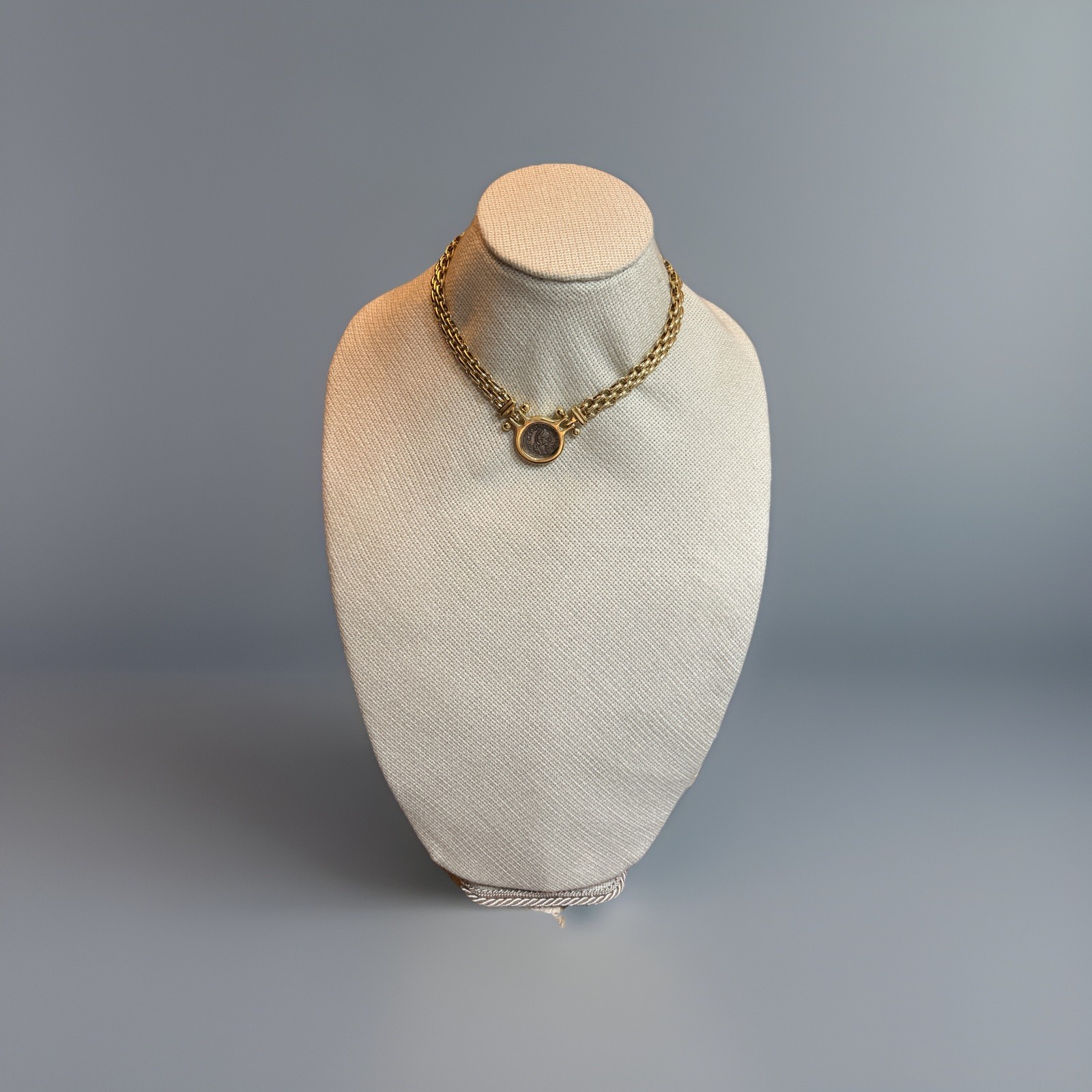 46. Gold tone Faux Roman Coin Basket Braided Chain link Collar Necklace 16 1/2″