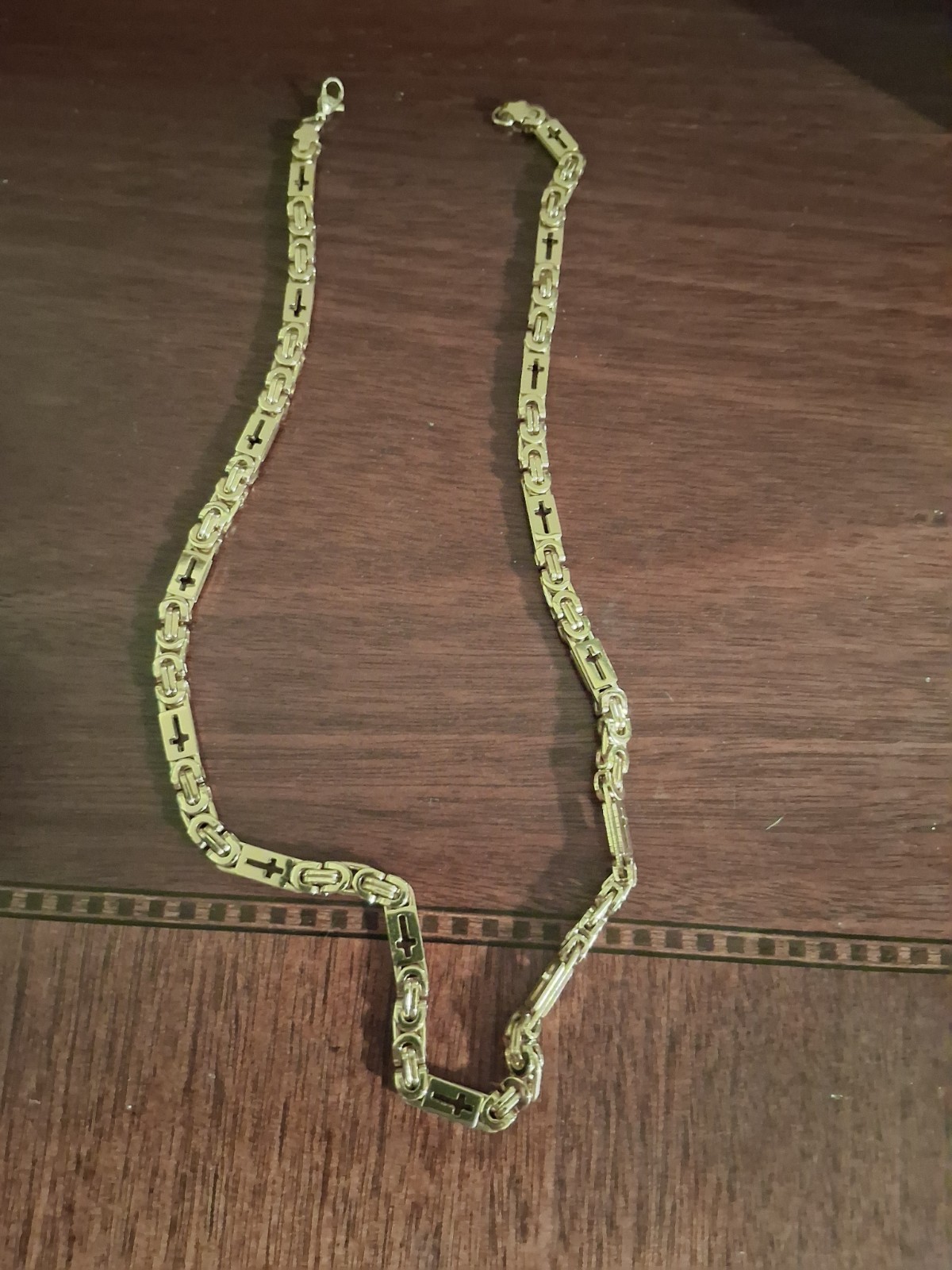 Eighteen Inch Low Carat Hand Made Mexican Gold Necklace 53grams In Weight
