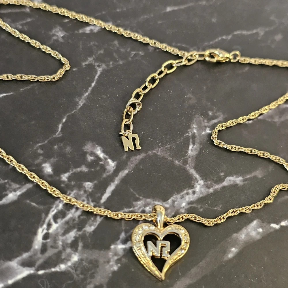 Gold Tone Metal Clear Colorless Stones Heart Pendant Necklace 14.75″ – 16.75″