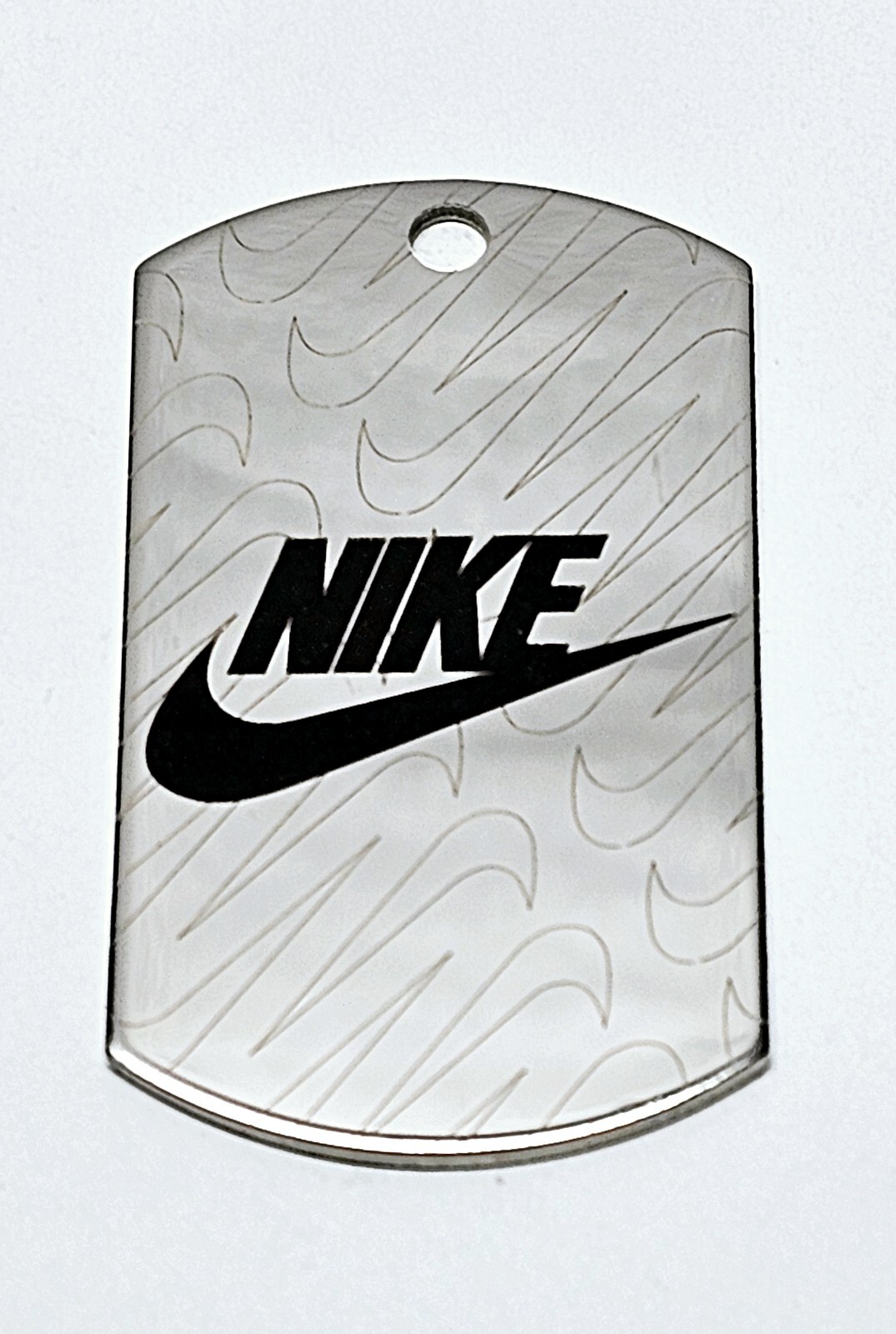 Nike Penadant | Mint Condition
