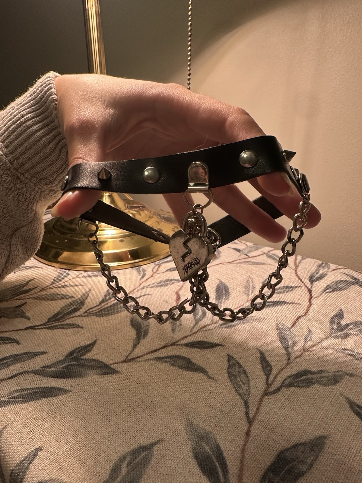 PUNK STYLE CHOKER BLACK FAUX LEATHER WITH SILVER TONE SPIKES/HEART SHAPED CHAIN