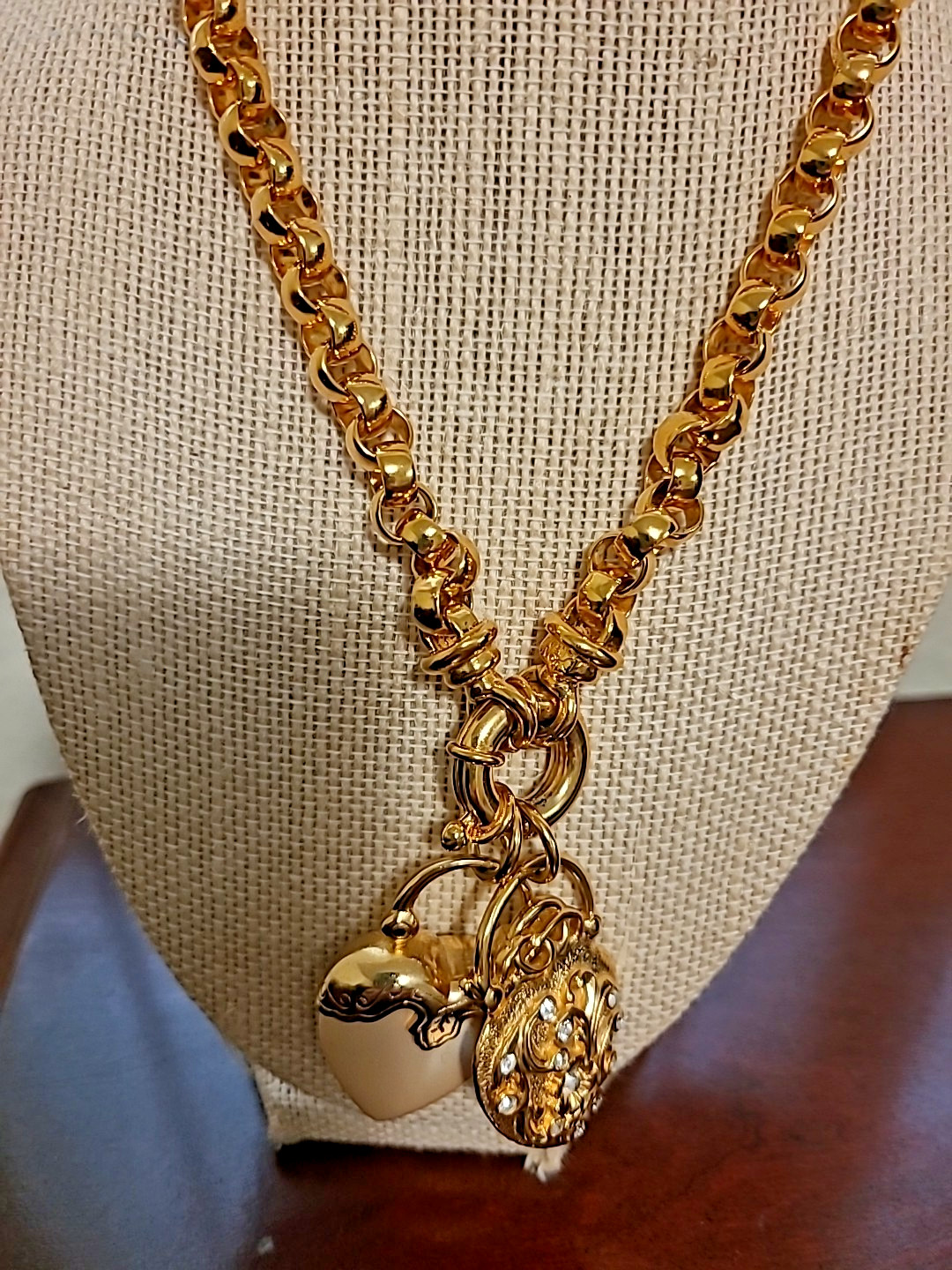 Signed Joan Rivers Chunky Rolo Chain 2 Heart Charm Pendant Necklace Joan Rivers