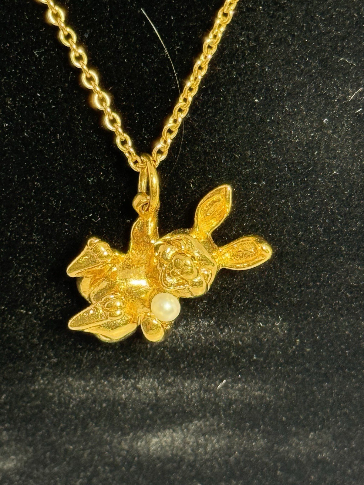 Franklin Mint 18K Gold Electroplate Littlest Easter Bunny Pendant Cultured Pearl