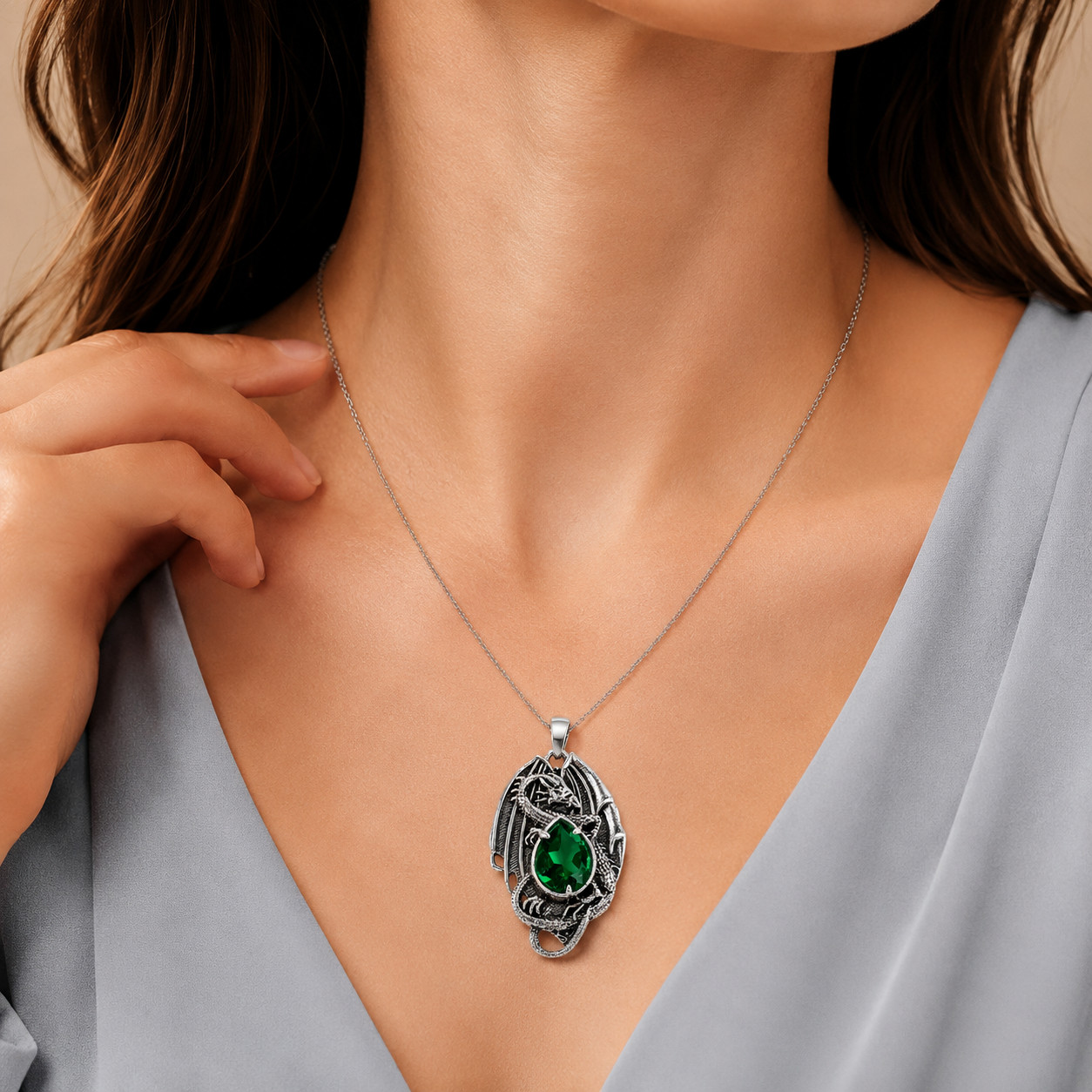 Pear Green Emerald Gemstone Luxury Vintage Pendant Jewelry 925 Sterling Silver