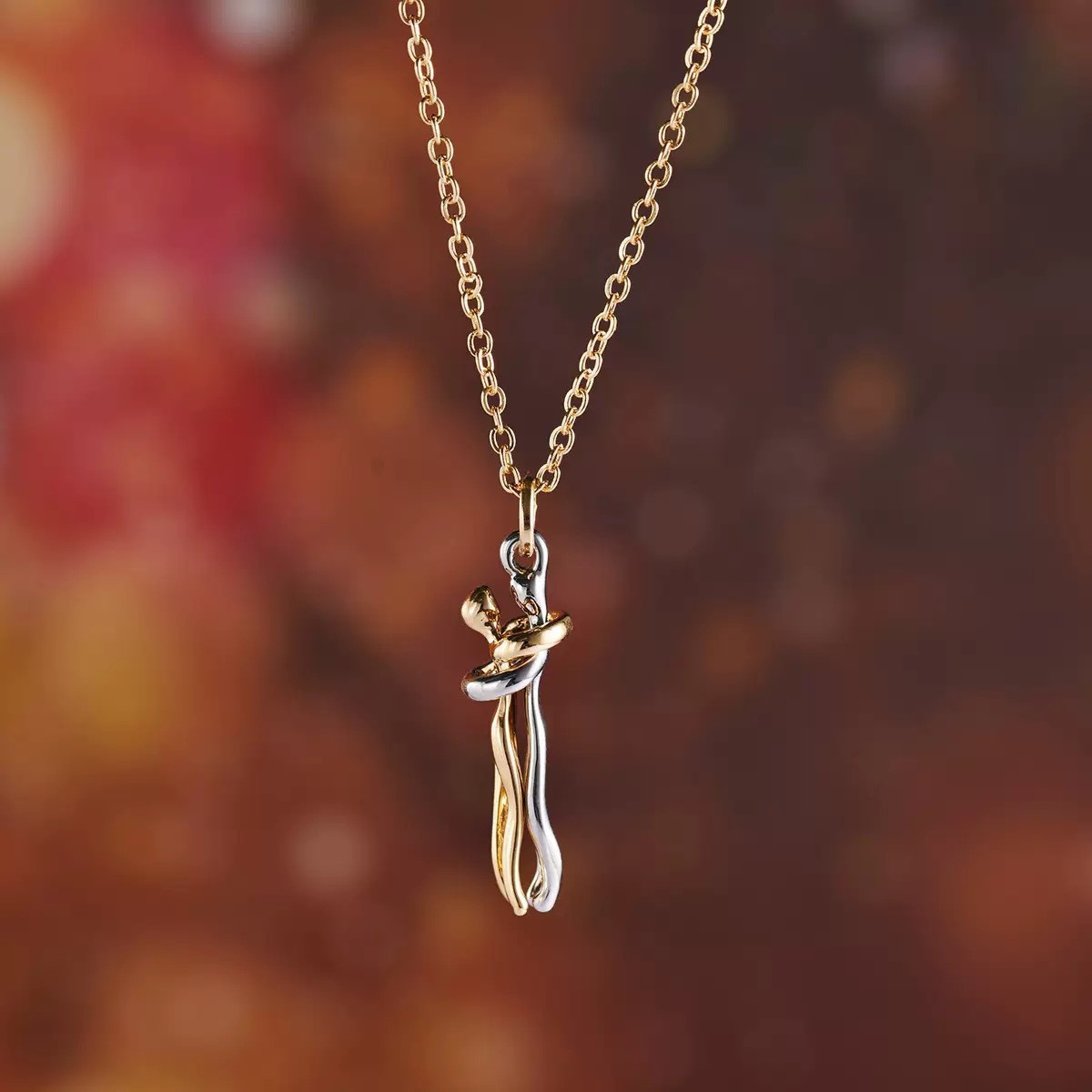 925 Sterling Silver Hugging Couple Pendant Necklace Two Tone Romantic Gift