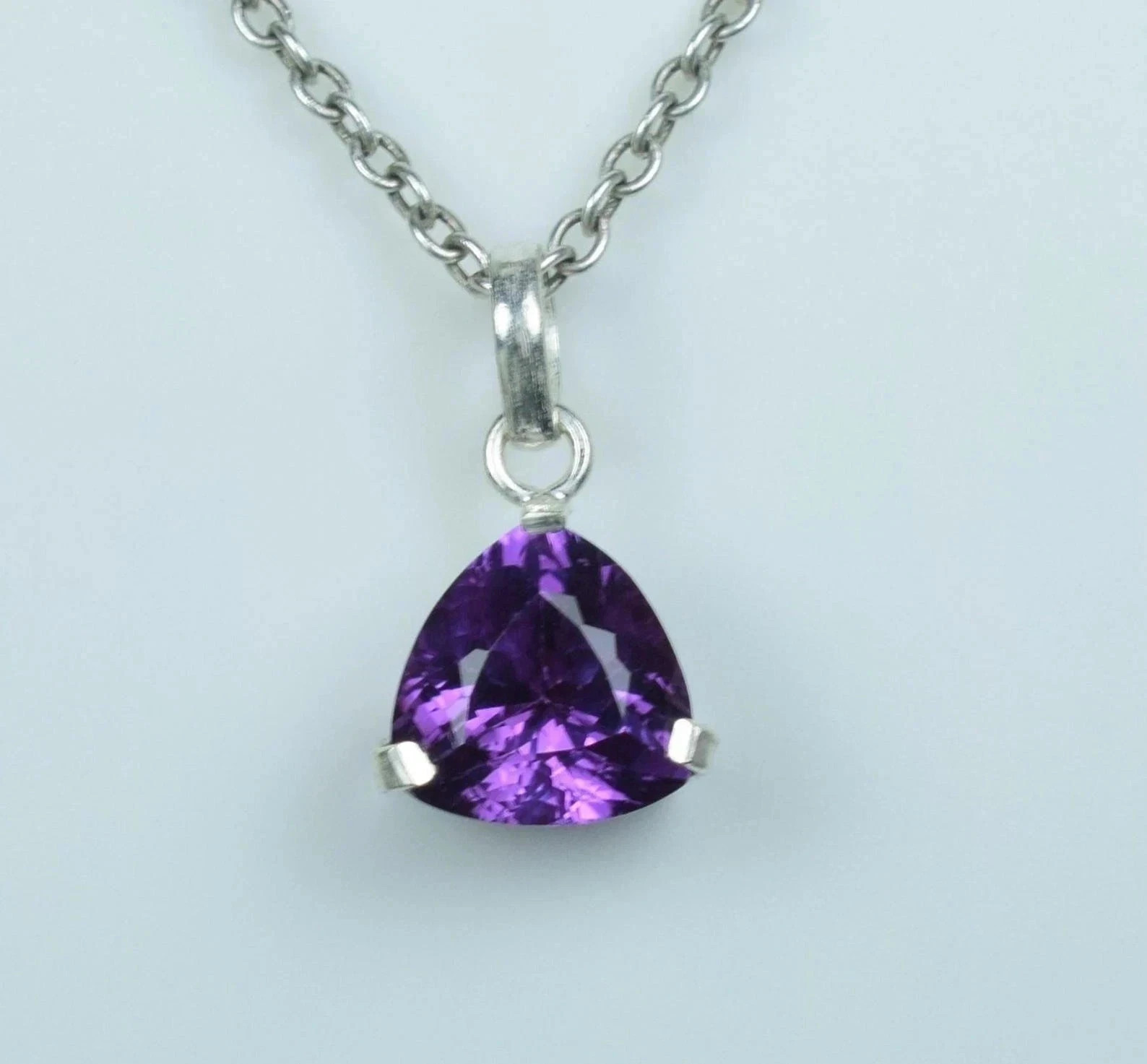 25Ct Natural Purple Trillion Amethyst Sterling Silver Solitaire Pendant Gemstone