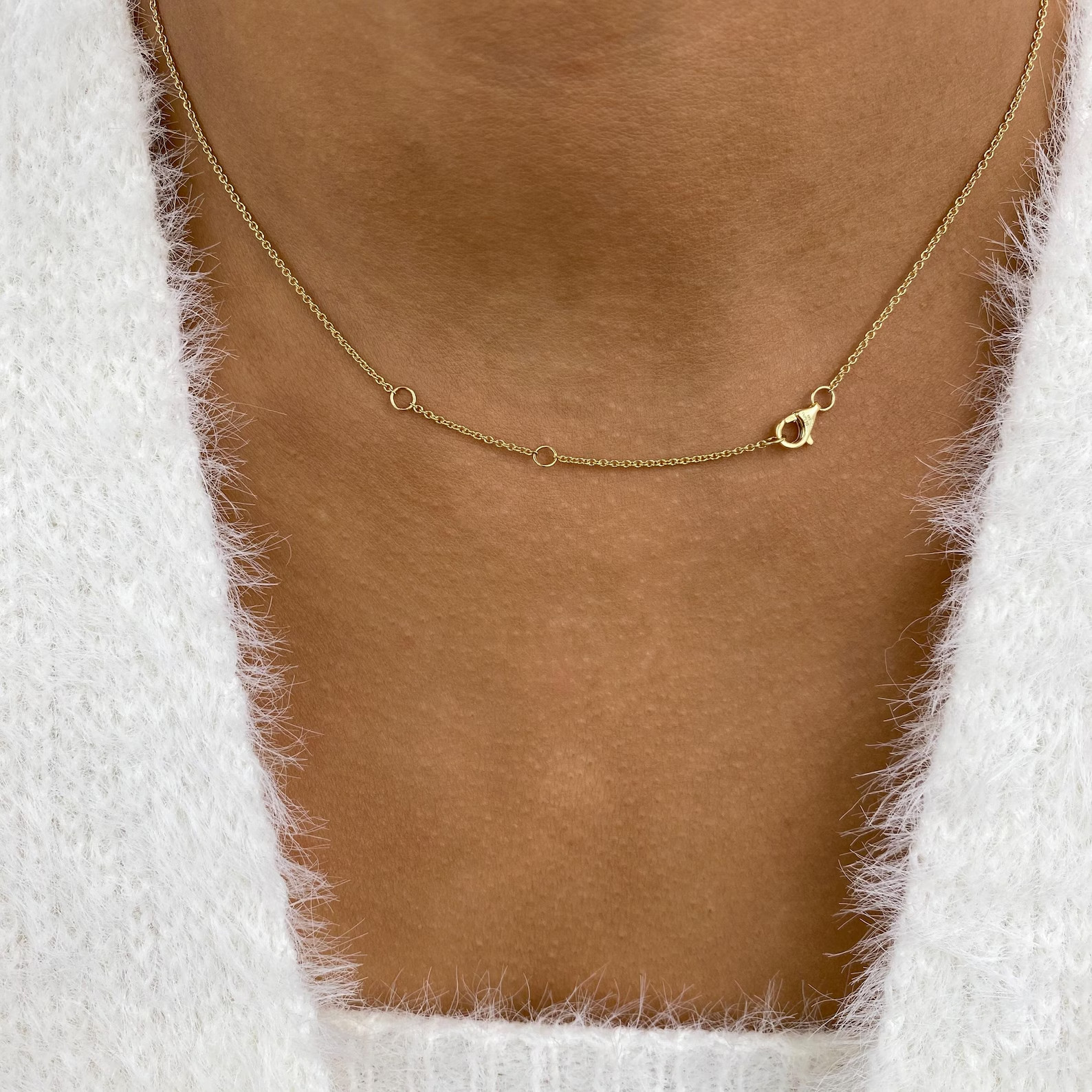 Lab Grown 1.50 Ct Radiant EF VS Diamond Bezel Solitaire Necklace 14K Yellow Gold