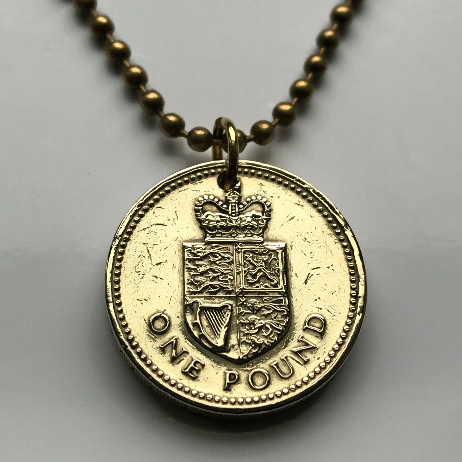 1988 United Kingdom 1 £ coin pendant British royal arms England Scotland n001683