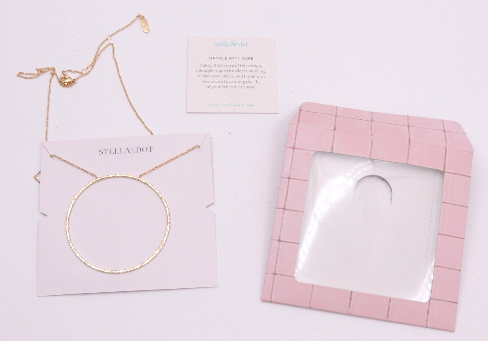 Stella & Dot Hammered Circle Hoop Necklace Gold-Tone New N Package Adjust. Chain