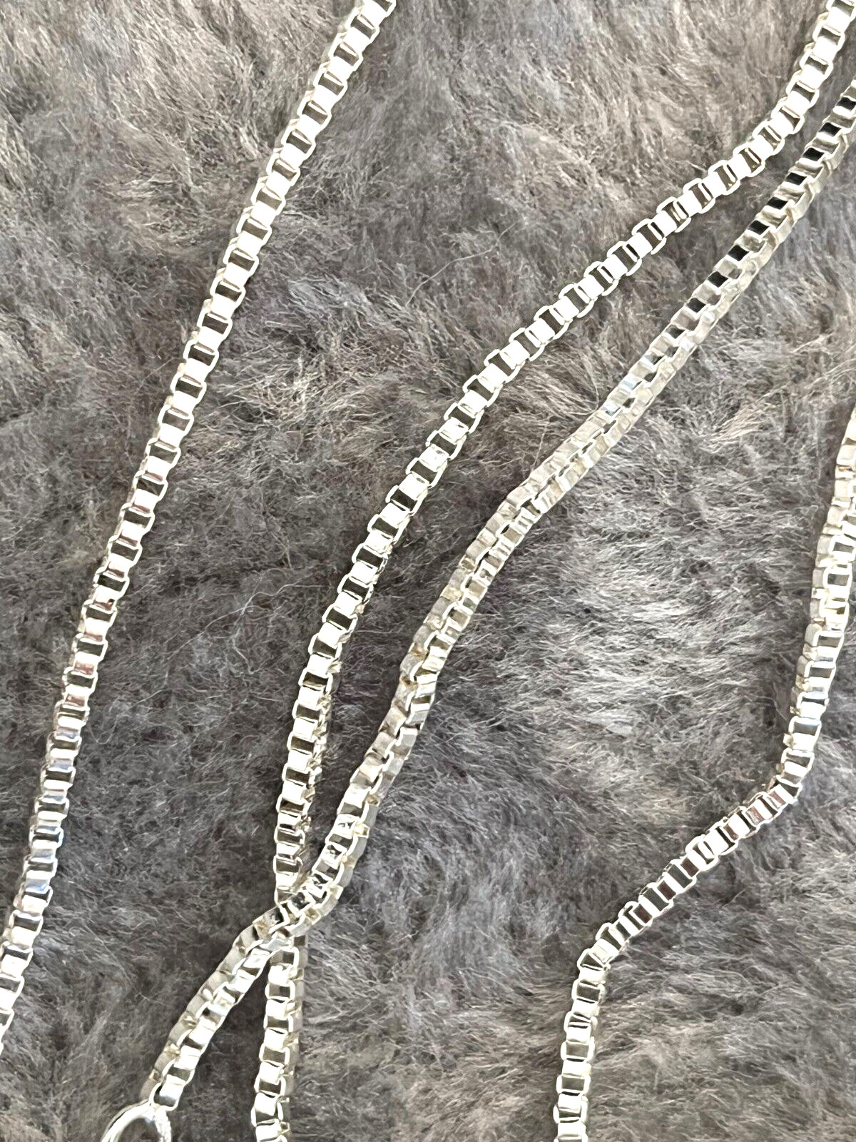 Very Nice 925 Silver Plated Box Chain 2mm Wide 20″ Long Fast Free Shipping