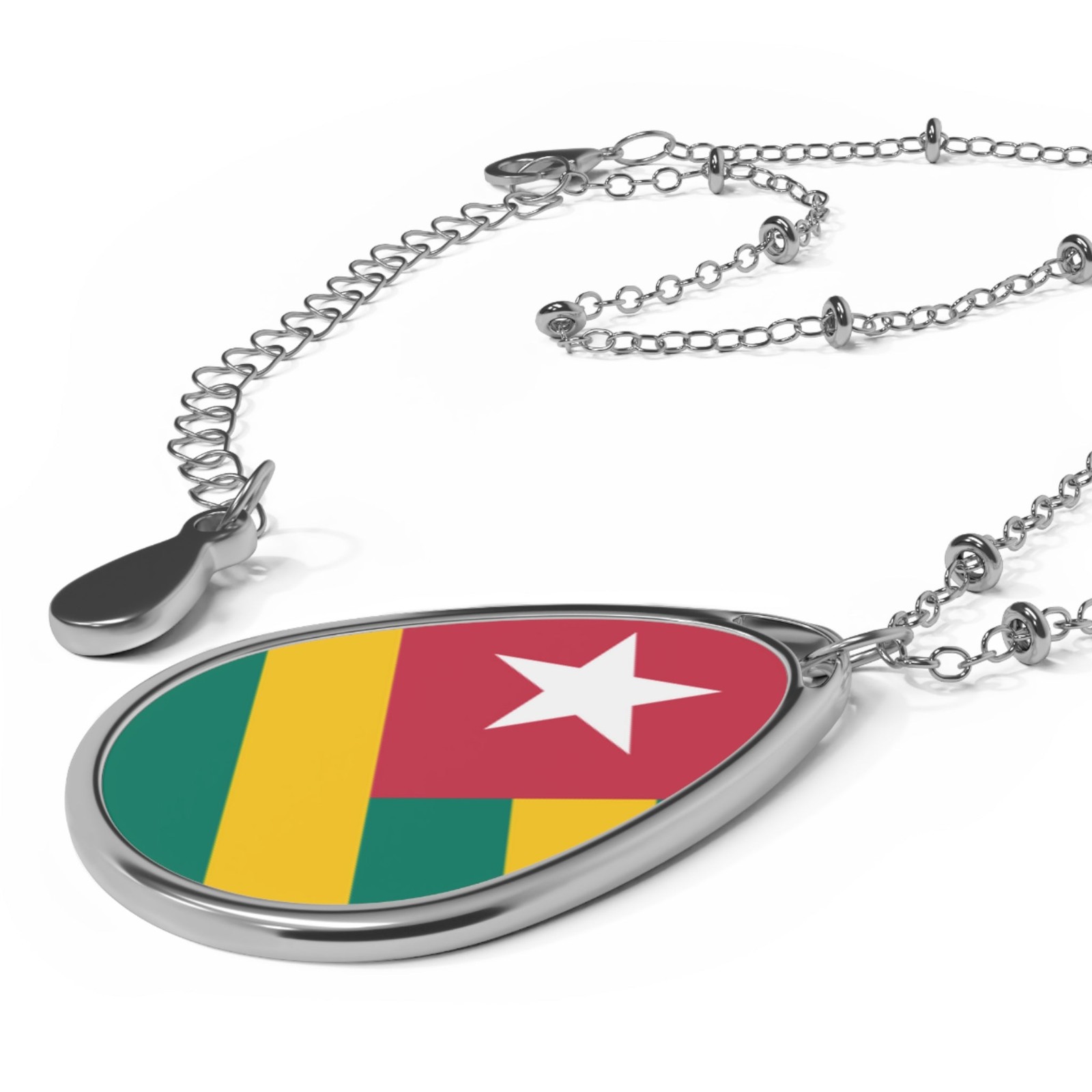 Togo Flag Oval Necklace – Zinc Alloy Heritage Pendant – One Size / Silver