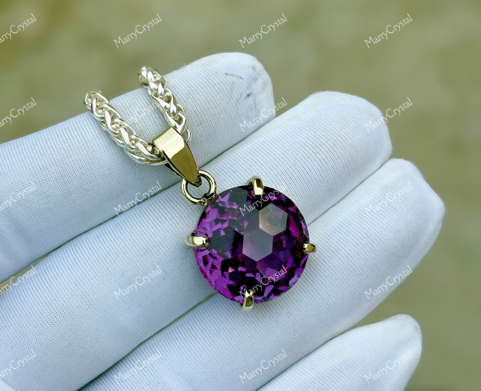 32 Ct Alexandrite GS Silver Pendant Necklace | Color Change Crystal