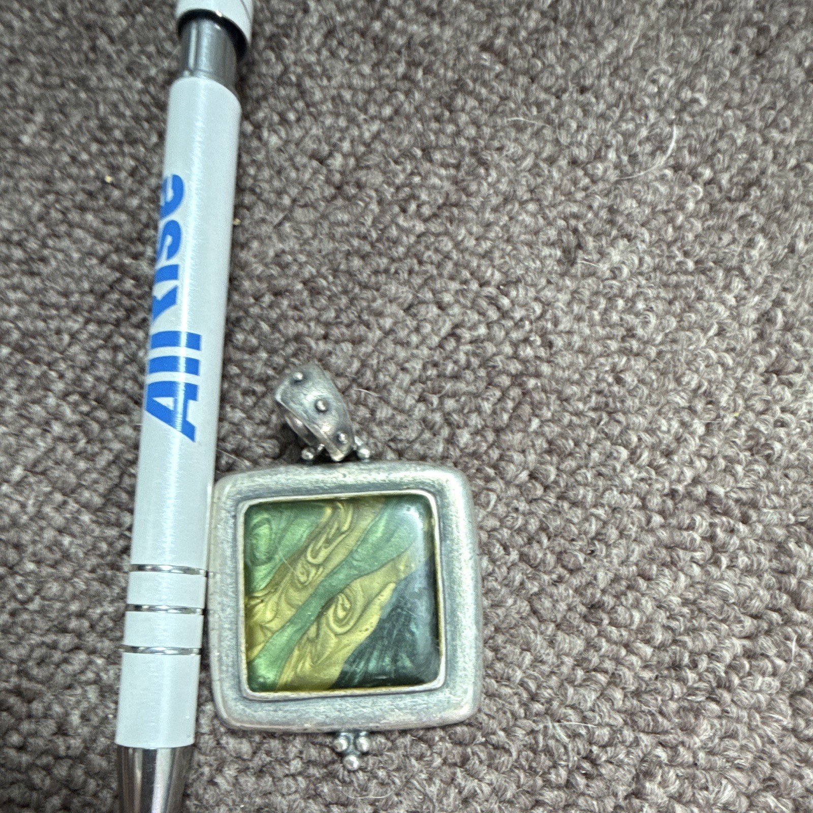 Silver Tone Square Bezel Set Charm Pendant Necklace Green/Yellow Stone