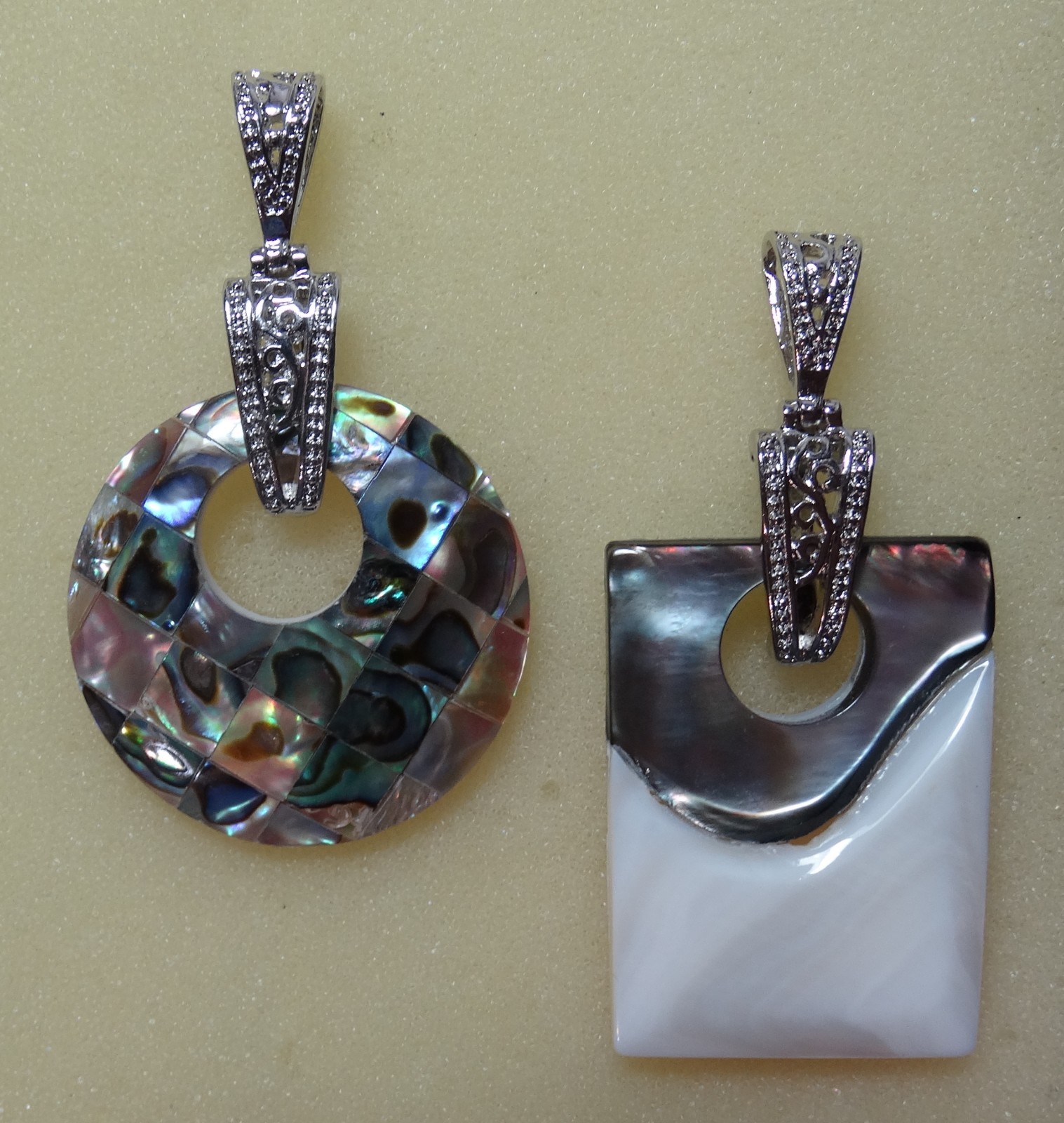 INTERCHANGEABLE SLIDE Locking Donut Bail Fits Crystal Halios Silver Plated