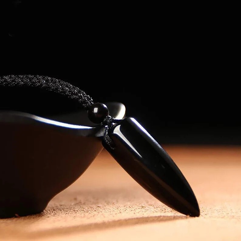 Black Obsidian Bullet Point Pendant Healing Balance Amulet Women Men Necklace