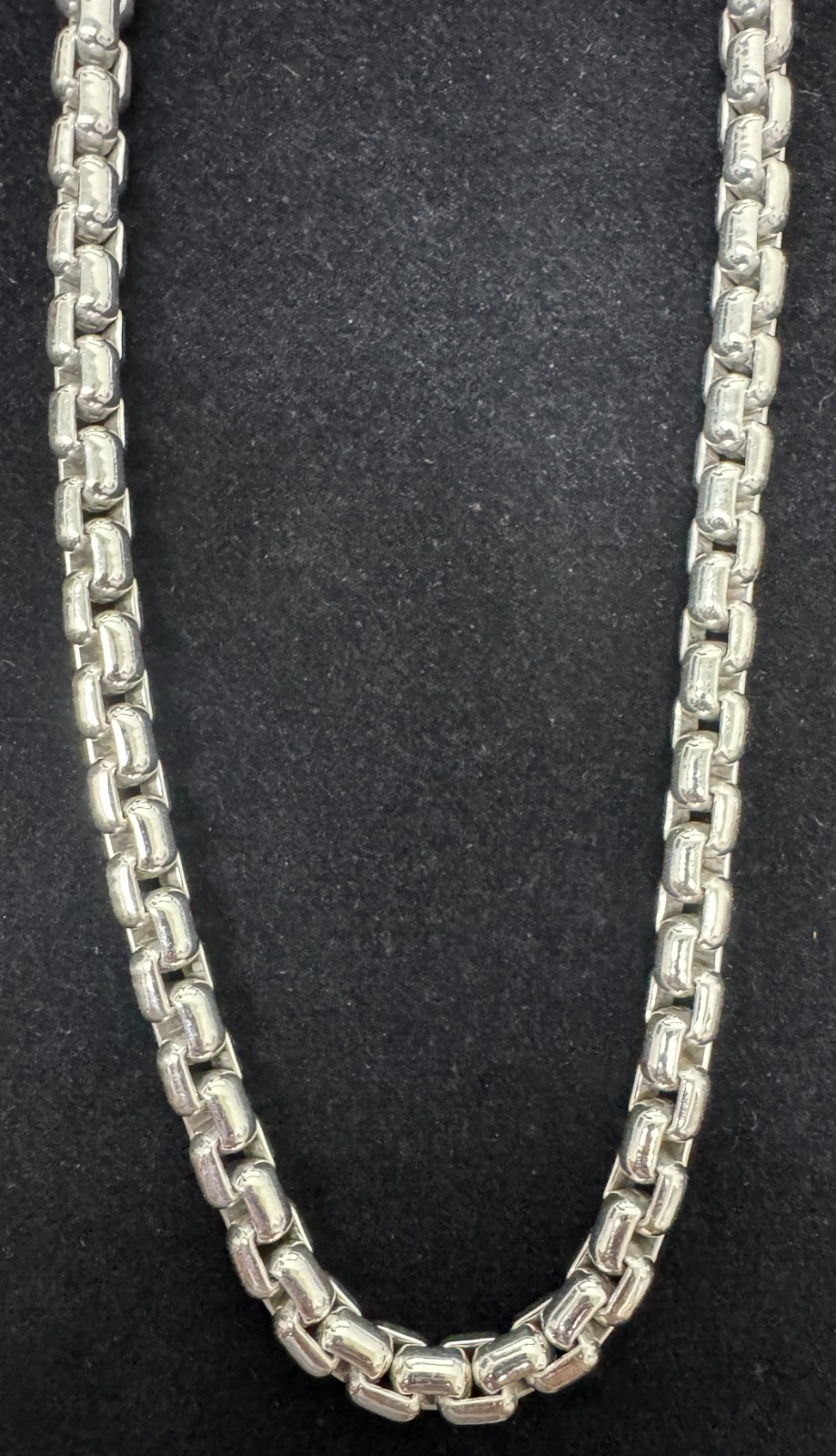 NightRider Classic Box Toggle Chain Necklace, 26″ /7.75mm 170gr