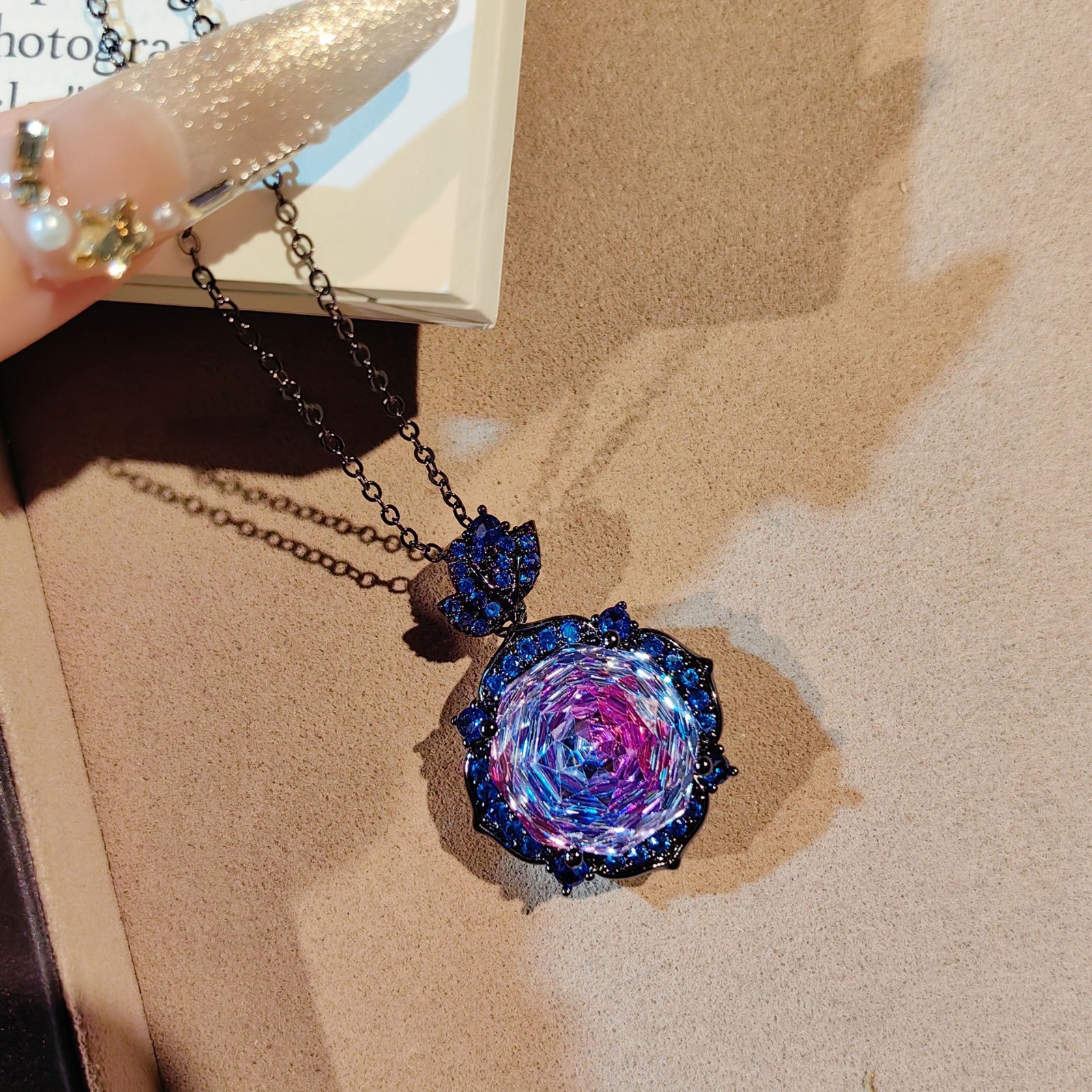 New 18mm Rose Cut Bi Color Tourmaline Gems Women Necklace Pendant Black Gold