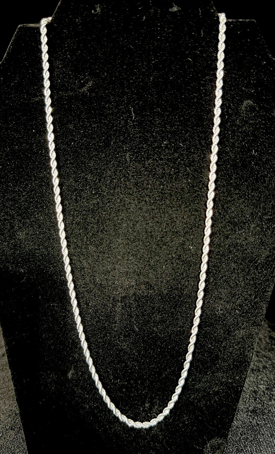 925 Stamped Silver Filled 22in 3MM Rope Chain. Dainty and Beautiful. Brand New