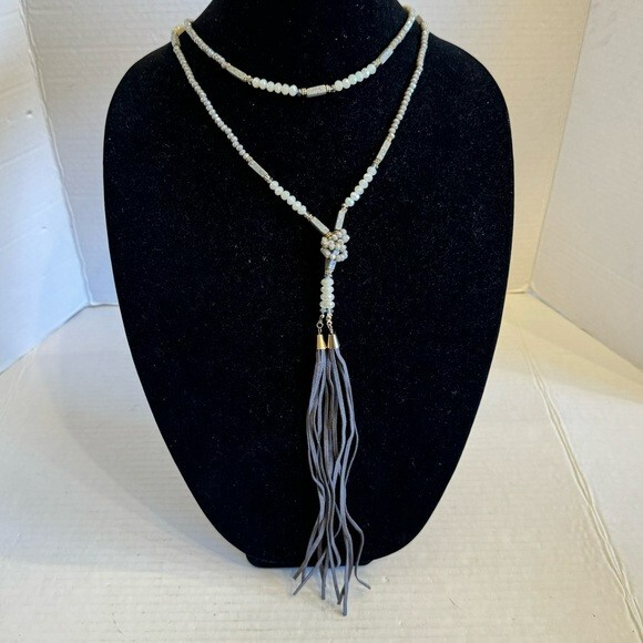 Beautiful Lariat Necklace Multi Wear Faceted Beads with Leather Tassel