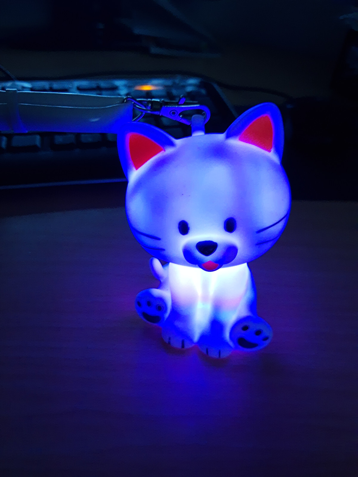 Concert WHITE CAT Multi-Function GLOW Necklace for Adults OR Kids! AWESOME FUN!