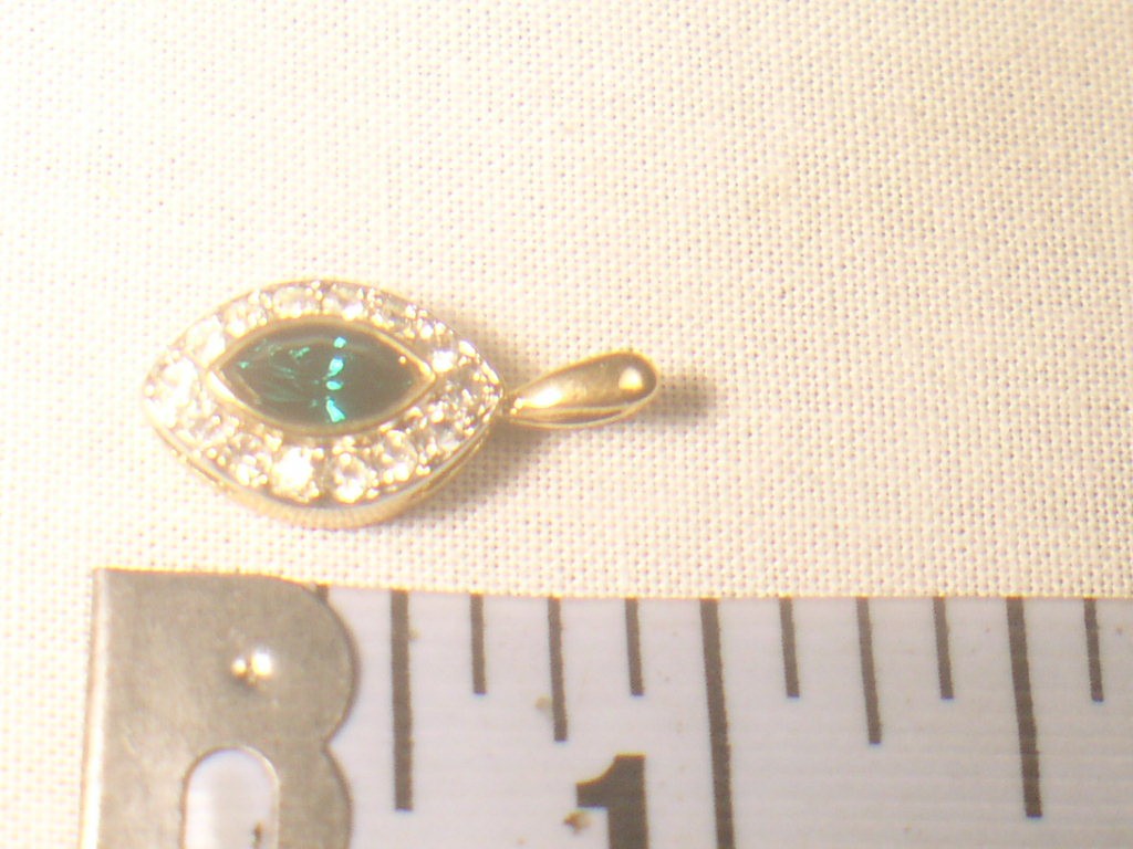 75….Pc’s..LOT. VARIOUS STYLES & SIZES ..PENDANTS DESIGNER VINTAGE CRYSTALS