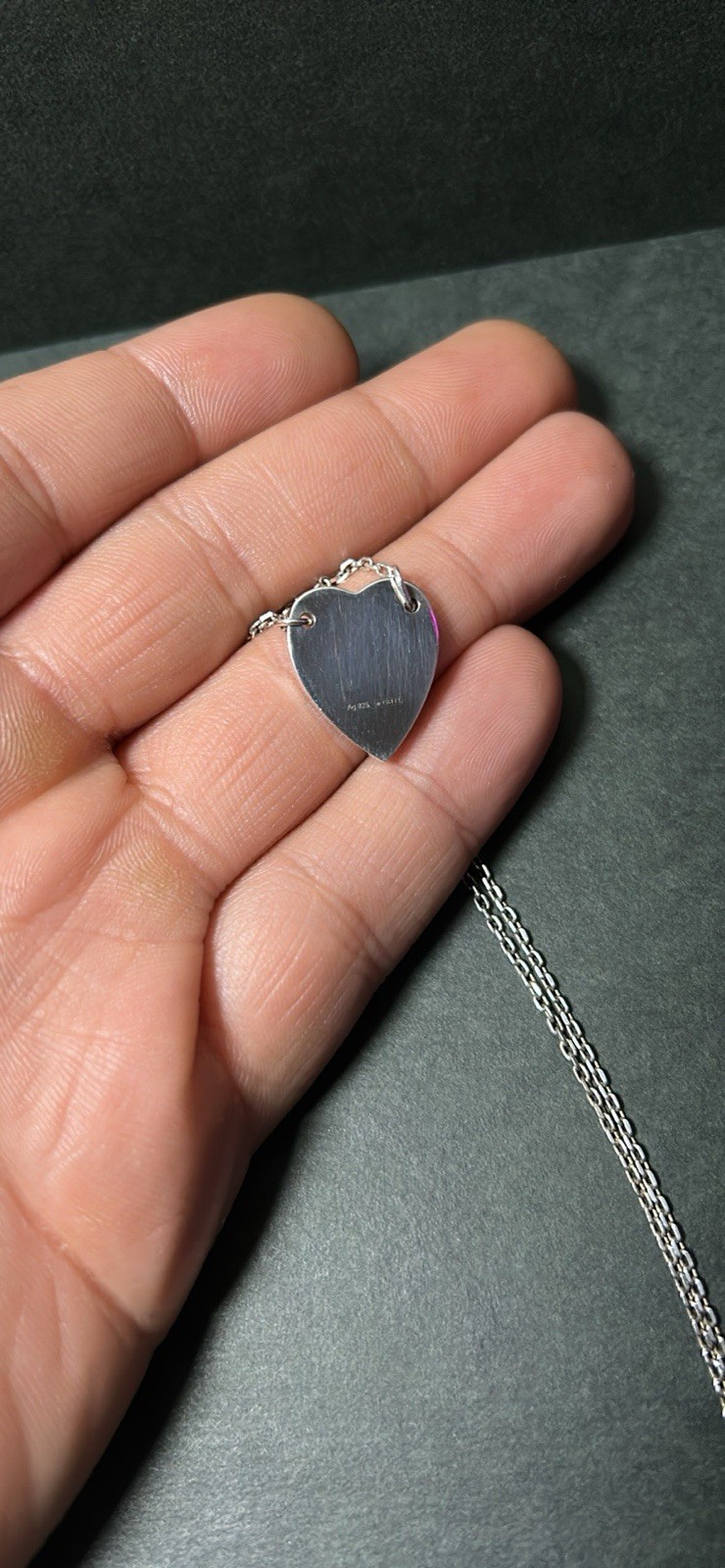 Gucci Silver Heart Charm Pendant Necklace Cable Chain Lobster Closure Italy