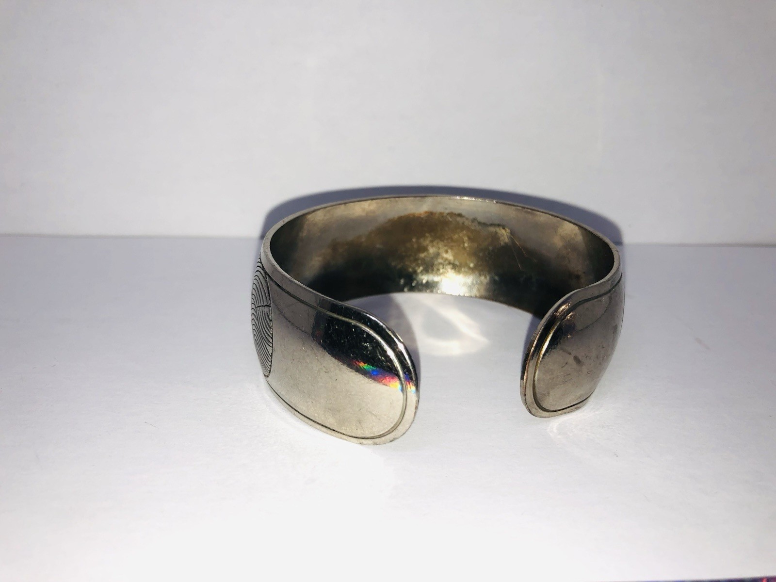 VTG Bangle Bracelet Silver Tone Etched Celtic Knot and Fish Design Open Cuff