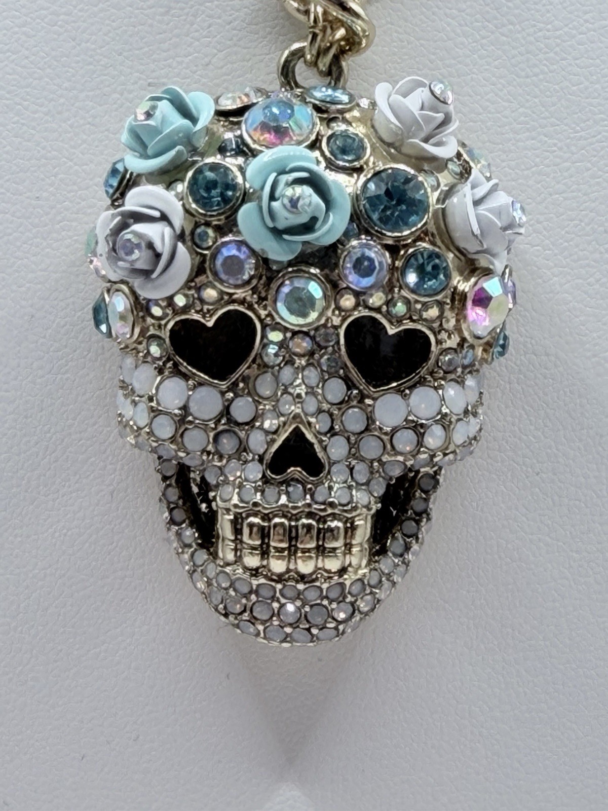 Betsey Johnson Sugar Skull Necklace Dia de Muertos Gold tone 17-20”