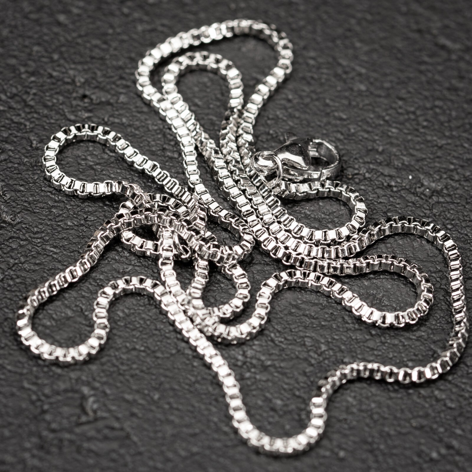 Women’s White Gold Plated Stainless Steel 1.5mm 16,18,20 Inch Box Chain Necklace