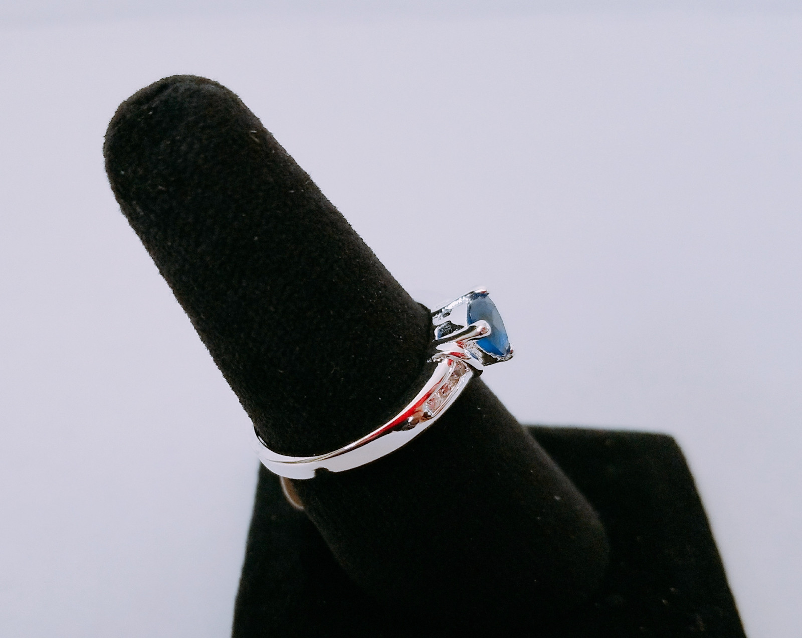 S925 Sterling Silver Blue Heart Design Wedding Engagement Ring R1162Sz9 simulate