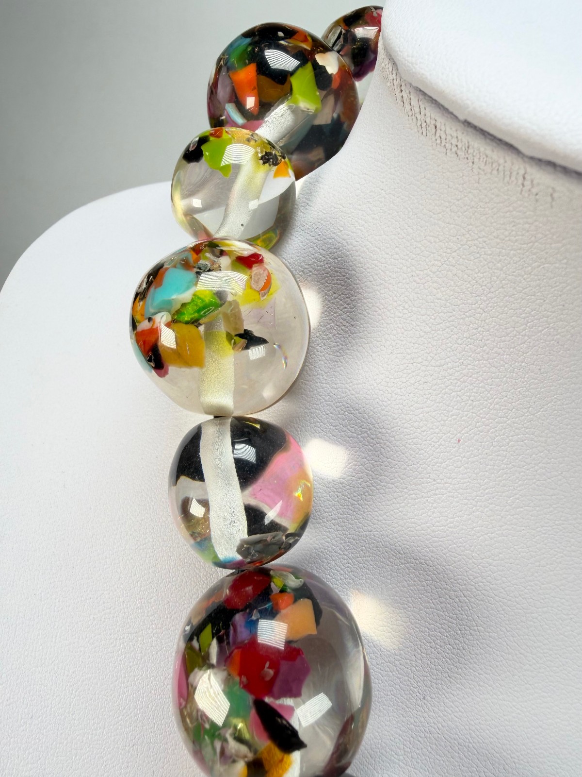 Jackie Brazil “Large spheres” Short Abstract Cascade Necklace 50cm ( N2692 )