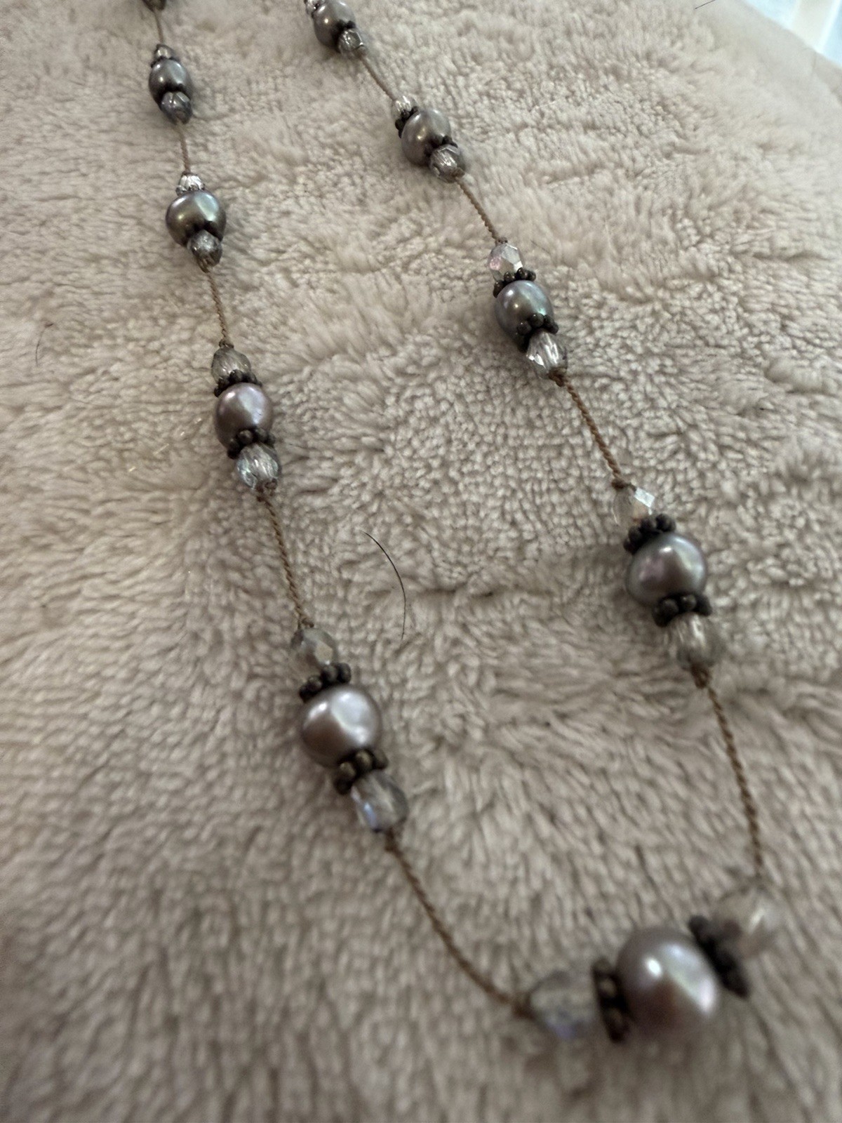 Silver tone station cable chain necklace gray simulated pearl & crystal toggle