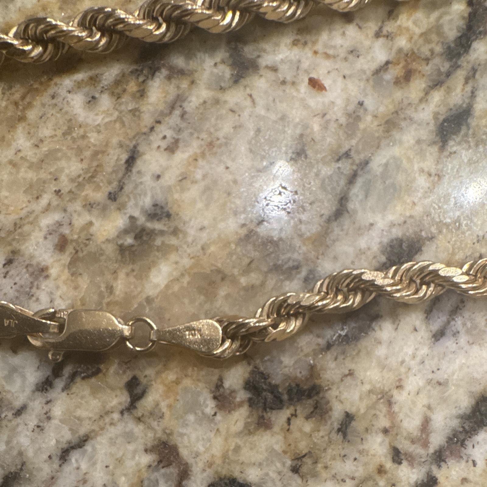 Unisex Rope Chain. 4mm. 13.2 Grams. Great For Everyday Wear.