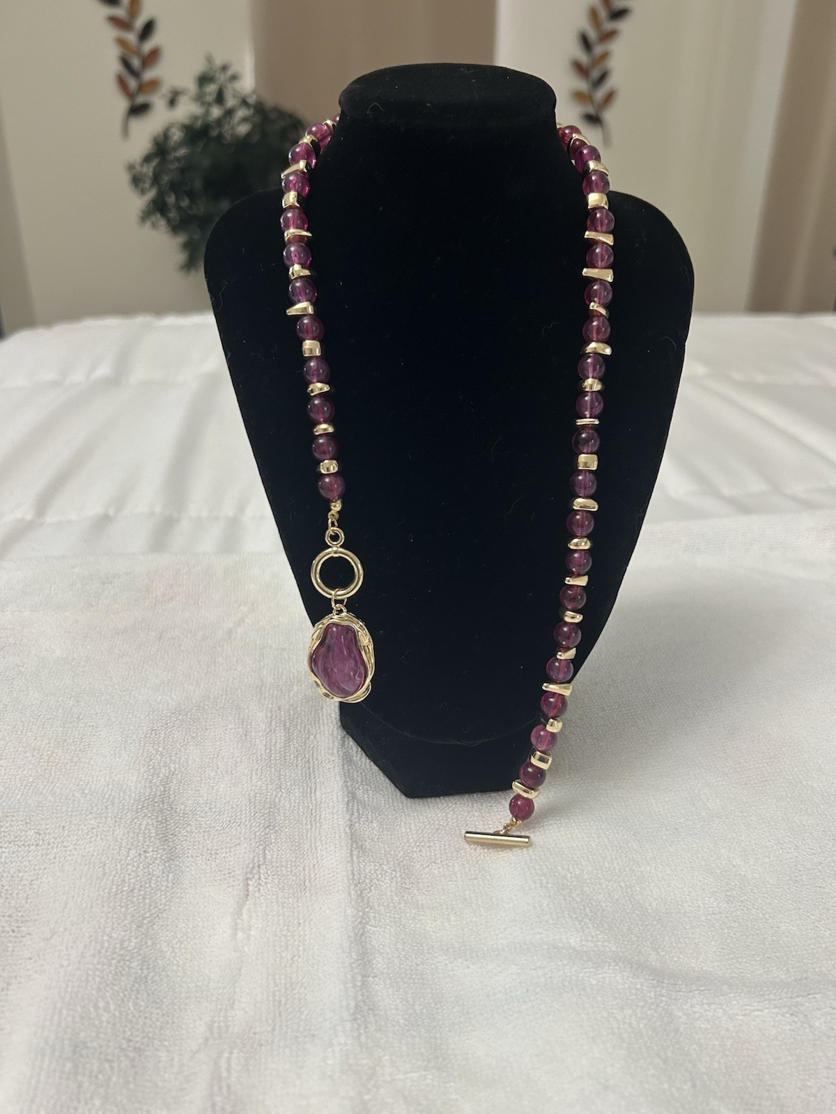 Purple Beaded Necklace Gold Tone Metal Oval Pendant Toggle Closure Bezel