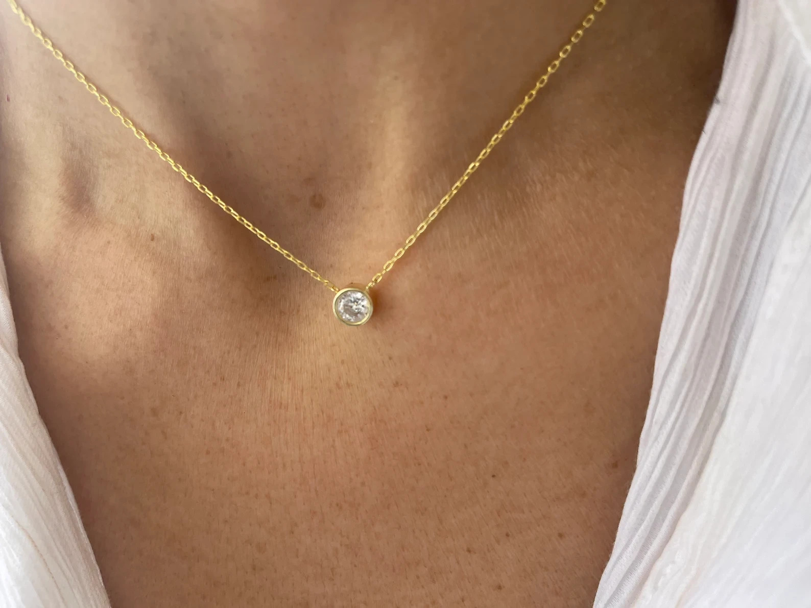 Lab Grown Diamond 1.00 Ct Round EF VS Solitaire Bezel Necklace 14K Yellow Gold