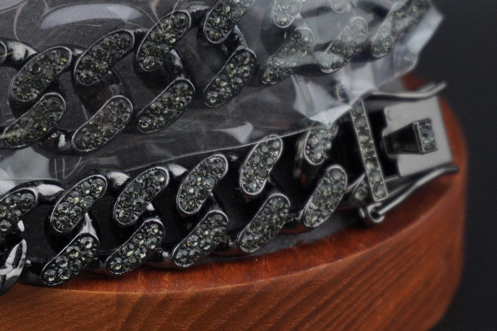 Neckless Black Stainless W/Clear CZ Stones 10mm 22 inches (NEW) Wrapper