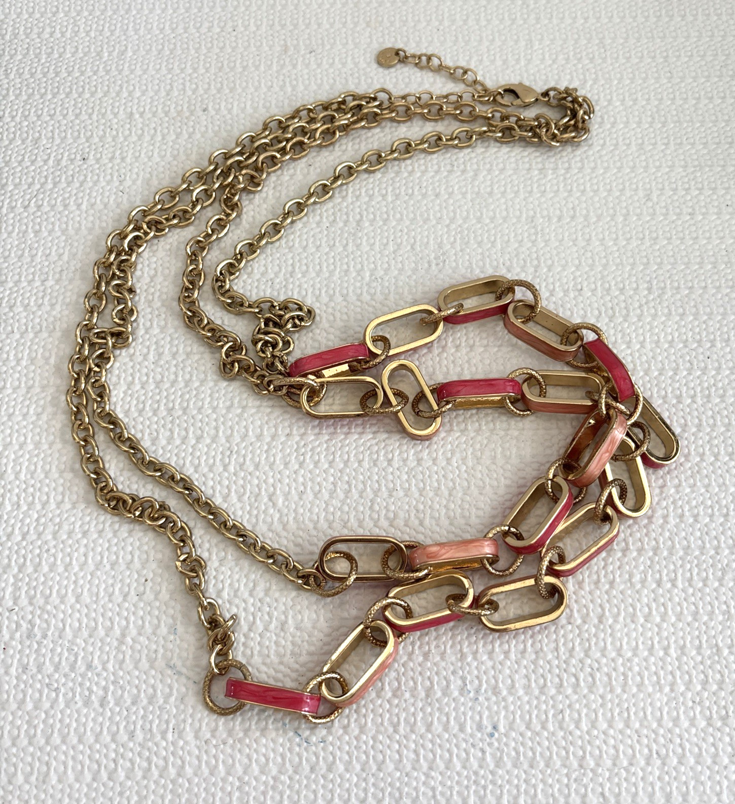 Talbots Pink And Coral Enamel and goldtone Chain Link Necklace 32″